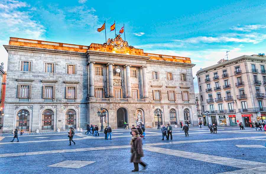 Ayuntamiento de Barcelona by Gratis in Barcelona