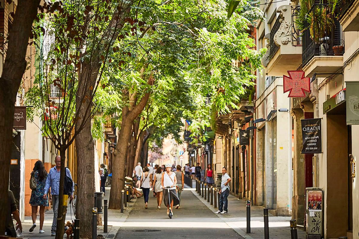 Barrio de Grcia by Gratis in Barcelona