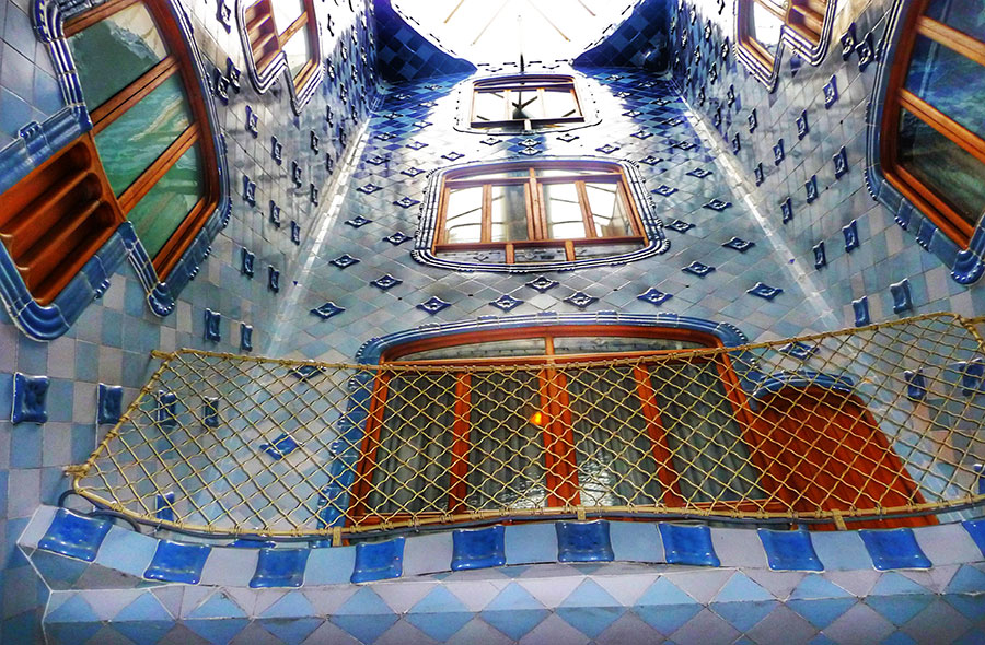 Casa Batll by Gratis in Barcelona