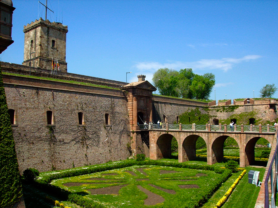 Montjuc Castle by Gratis in Barcelona