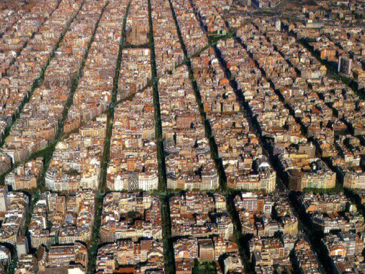 Barrio del Eixample by Gratis in Barcelona