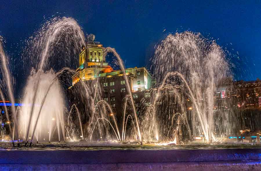 Twin Fountains by Gratis in Barcelona