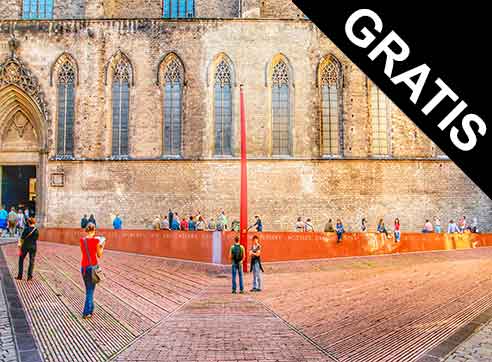 Fossar de les Moreres by Gratis in Barcelona