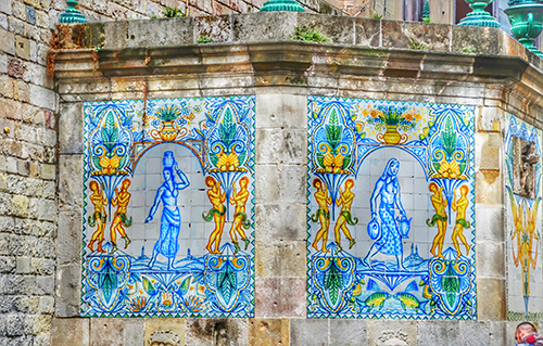 Santa Ana Fountain by Gratis in Barcelona