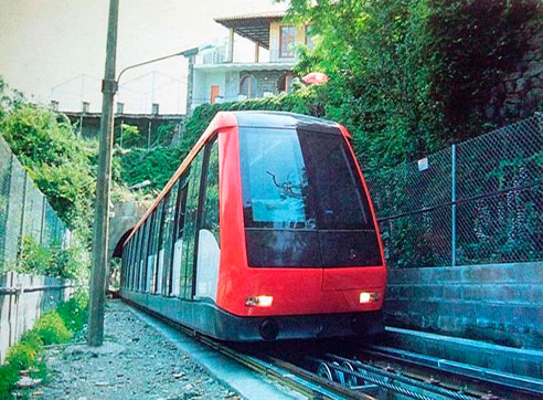 Funicular de Montjuic by Gratis in Barcelona