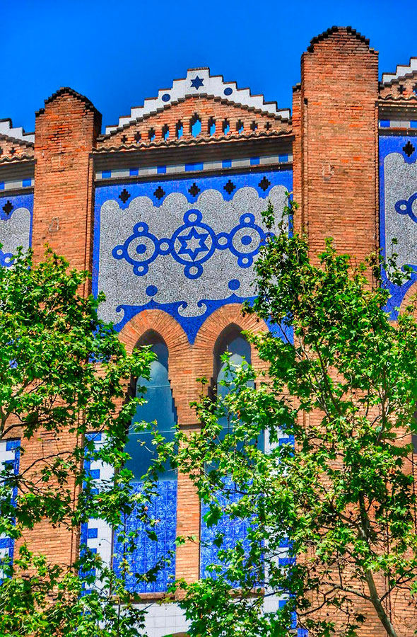 Plaza de Toros La Monumental by Gratis in Barcelona