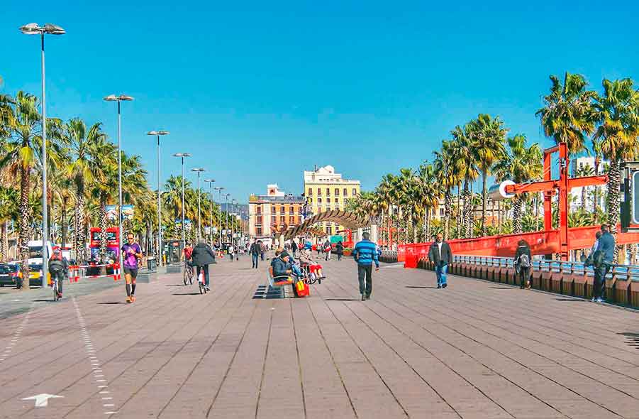 Paseo de Colon by Gratis in Barcelona