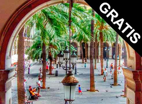 Reial Square by Gratis in Barcelona