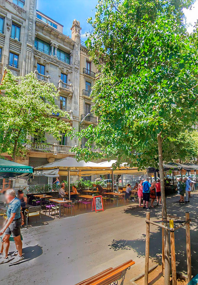 Rambla de Catalunya by Gratis in Barcelona