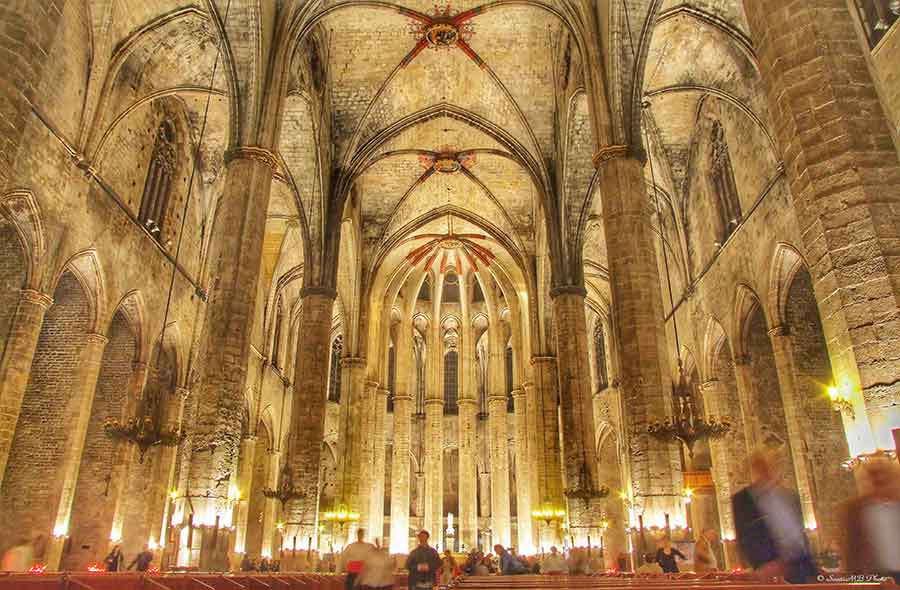 Santa María del Mar Basilica by Gratis in Barcelona
